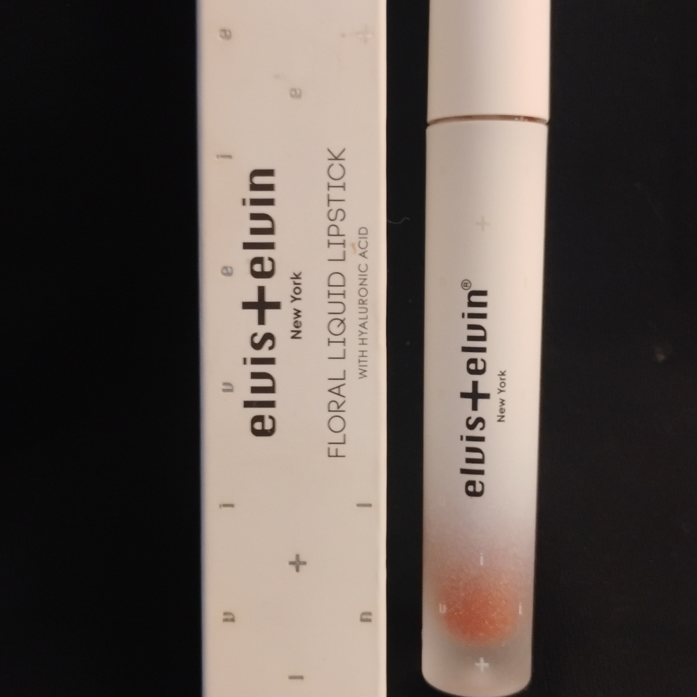 Floral Liquid Lipstick - Bold Red